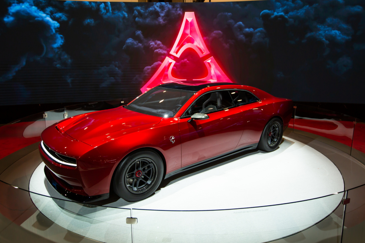 Next-Gen Dodge Challenger and Charger Wont Be Electric Only: Report